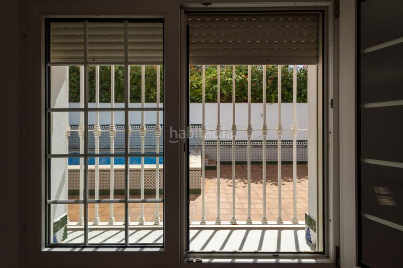 Foto b4a32d09-60a6-48ae-a87c-5dd228c85506. Casa amb aparcament piscina a El Palo Málaga