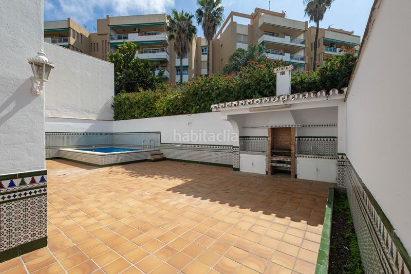 Foto d53c4c87-5127-4c4d-b9a8-7ecdc29fd4b0. Casa amb aparcament piscina a El Palo Málaga