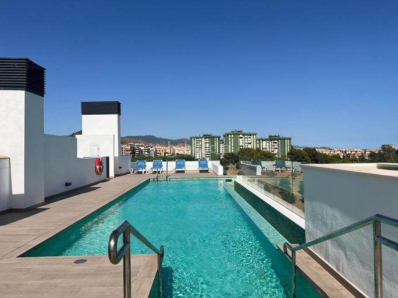 Foto 0dba44df-9198-4bb9-bf82-447057066e27. Lloguer pis amb calefacció aparcament piscina a El Consul - Ciudad Universitaria - El Romeral Málaga