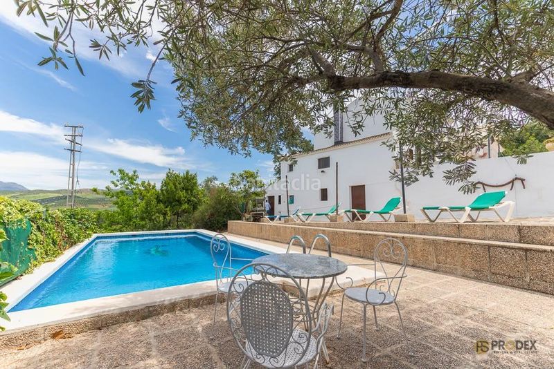 Foto a5740fce-6ef2-4b76-86e9-fd9740702bba. Casa amb aparcament piscina a Almogía
