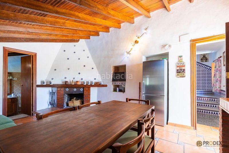 Foto b2a1a826-efe4-41fa-994b-19385c472825. Casa amb aparcament piscina a Almogía
