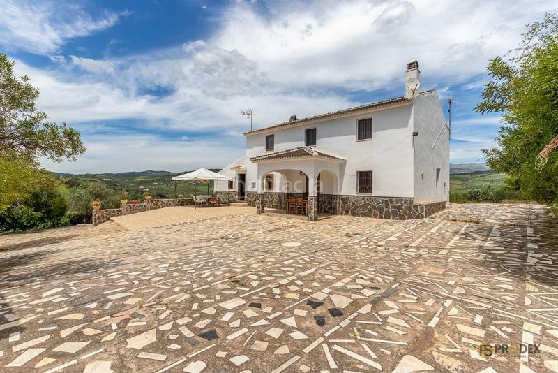 Foto d8bf1efb-c8de-4ae9-8187-8ff9f773831e. Casa amb aparcament piscina a Almogía