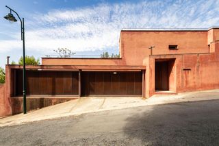 Casa  Calle célebes timur
