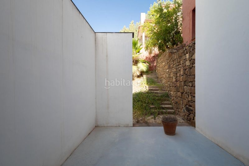 Foto d052e2a5-4b52-4010-894a-606a42df9827. Casa amb aparcament piscina a El Atabal Málaga