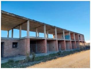 Edifici  Calle del arrabal. Obra en curso 19 viviendas unifamiliares