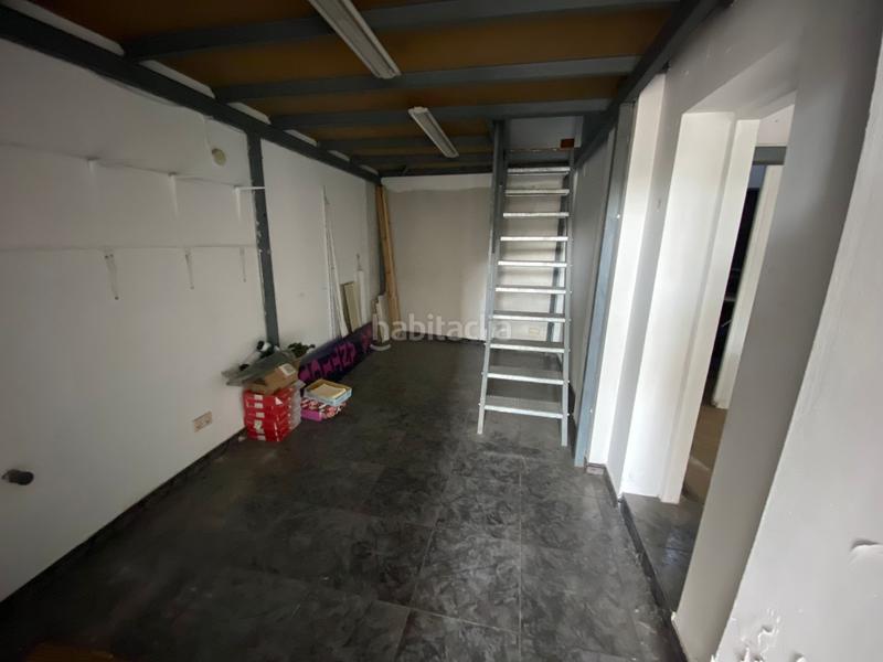 Foto 0f8cdd01-940d-4ecd-83e9-756774570bba. Locale commerciale in El Carmen - Barrio Gimeno Burgos