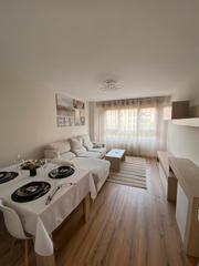Location Appartement  Calle duque de frías. Piso alquiler zona g3