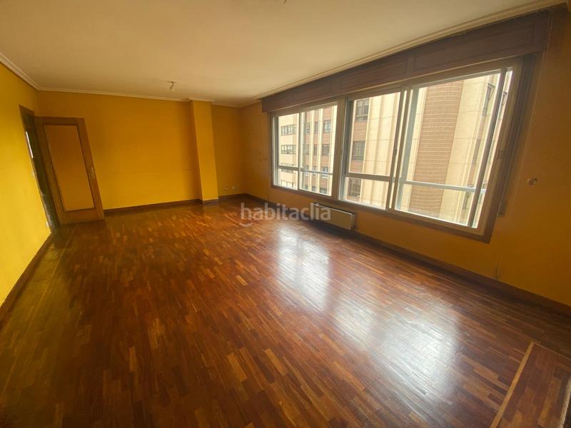 Foto b14499ad-1b29-4269-a2c4-a8ca94be895d. Etagenwohnung mit parking in Villa Pilar Burgos