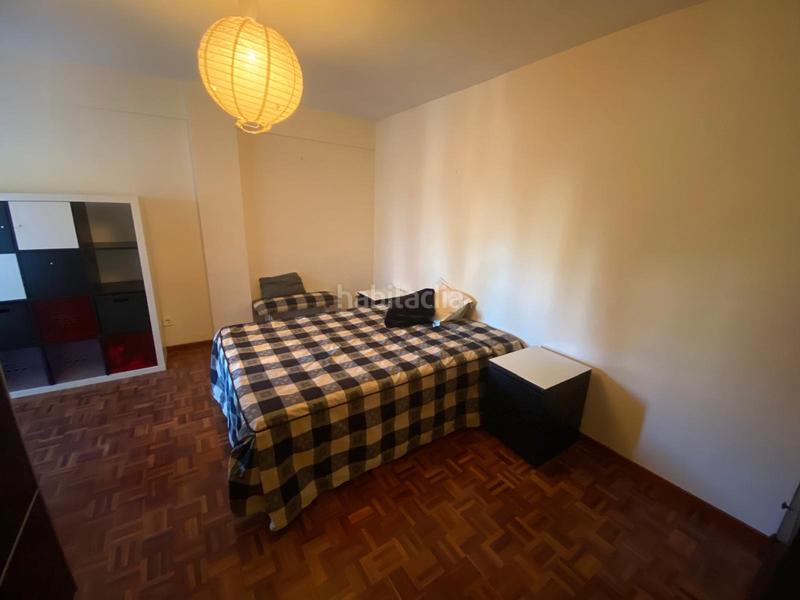 Foto 7ed6d1dc-616c-464a-9994-75d68fffac1f. Flat with heating in Reyes Católicos Burgos