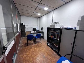 Fabrikhalle  Naves taglosa. Nave taglosa
