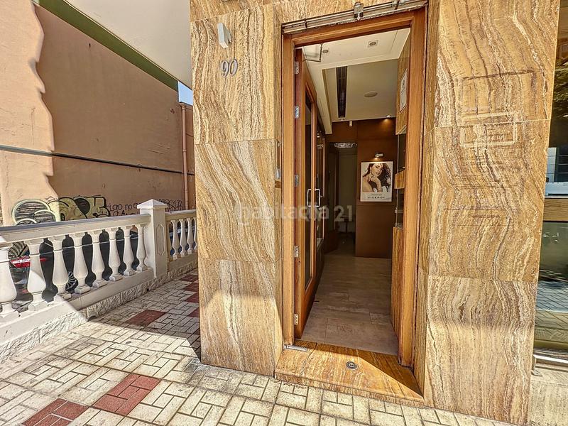 Foto a72042f8-00a1-4010-80cf-13d6855cb094. Local comercial a La Luz - El Torcal Málaga