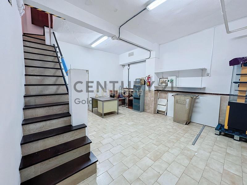 Foto fd88cd3e-35d9-47e4-b207-3546207bd130. Local comercial a La Luz - El Torcal Málaga