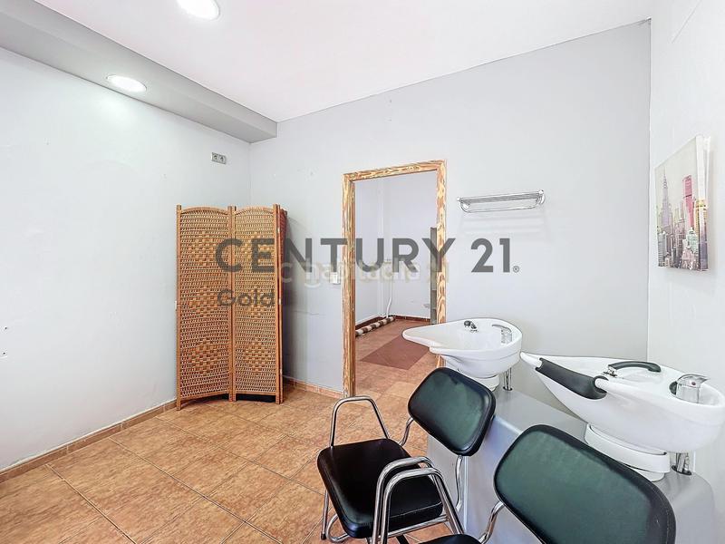 Foto d9c3dcba-92c6-43a2-b945-6d5e7602ca7d. Local comercial en Martiricos - La Roca - La Rosaleda Málaga