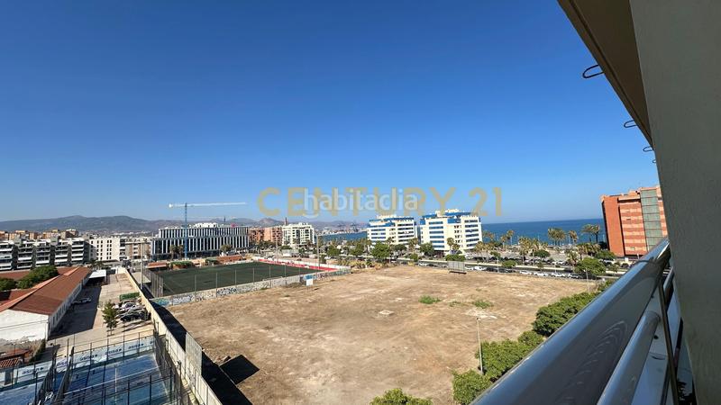 Foto e48bd11d-6913-4733-9abd-a1f9e5c7db18. Piso en Paseo Marítimo Oeste - Pacífico Málaga