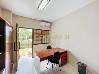 Rent Office space in Laguna Beach