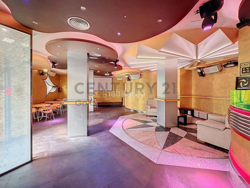 Foto 4907e70d-25c7-403e-b841-9c5d1e92a522. Local comercial a Torrox pueblo Torrox