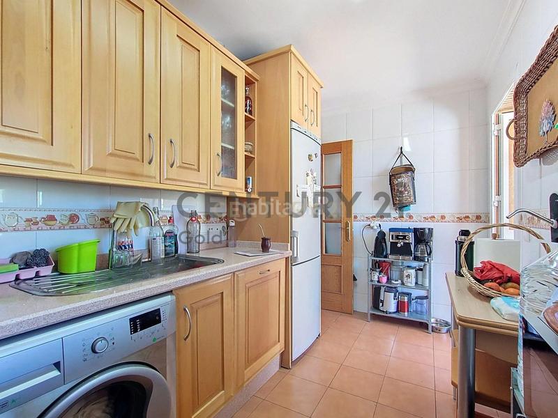 Foto 0f47713b-3868-489b-a2ee-06995704e13f. Piso en calle almazara en Torrox pueblo Torrox