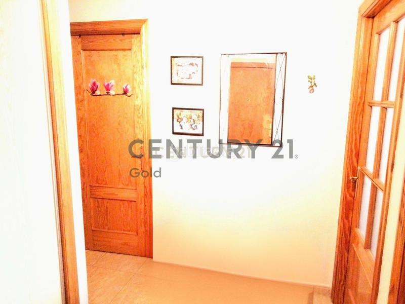 Foto 17b4ebeb-e792-4a65-a655-310a15d3ba2d. Piso en calle almazara en Torrox pueblo Torrox