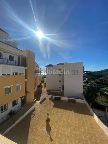 Foto 9e65f4fc-ebc5-4565-af2c-547a10c5d09d. Piso en calle almazara en Torrox pueblo Torrox