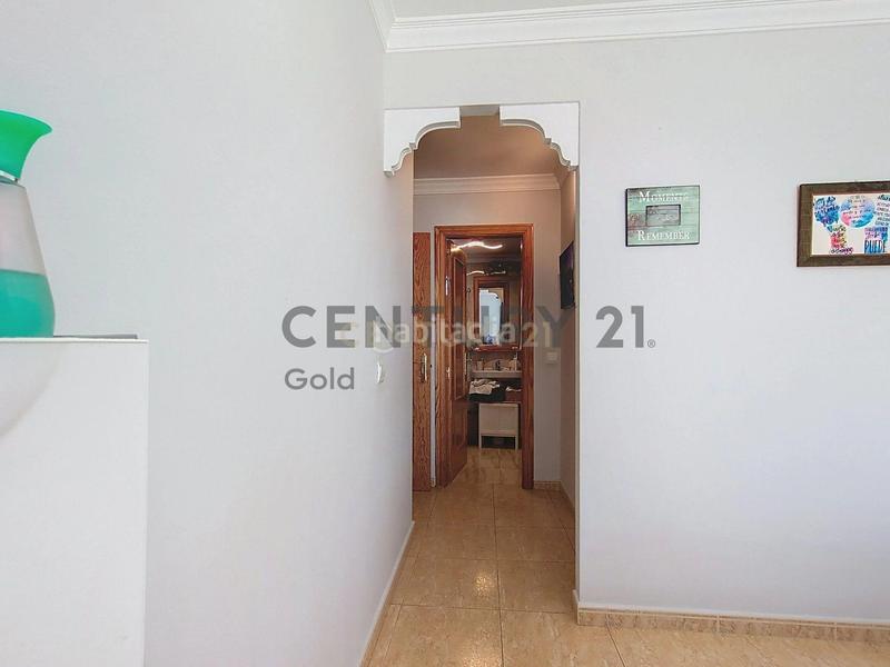 Foto a453300a-a7b0-44f6-85a5-3bd559999574. Piso en calle almazara en Torrox pueblo Torrox