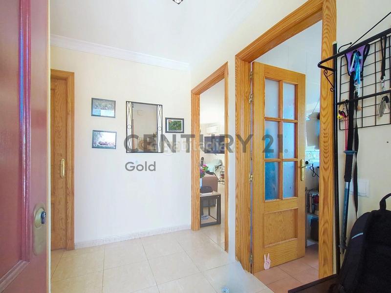 Foto ce50fce9-4058-4850-951d-216007ef9e48. Piso en calle almazara en Torrox pueblo Torrox