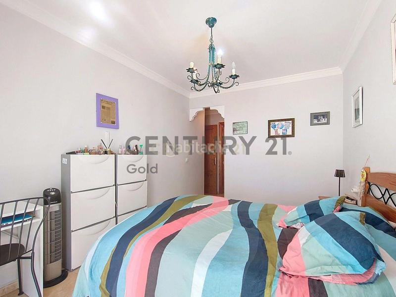 Foto d45f74bd-f956-481c-af77-a6ebdec7a5f3. Piso en calle almazara en Torrox pueblo Torrox