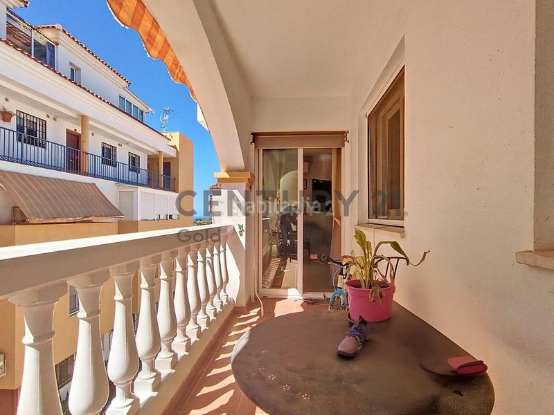Foto d51f8239-bf2d-4689-9391-6f2a90204155. Piso en calle almazara en Torrox pueblo Torrox
