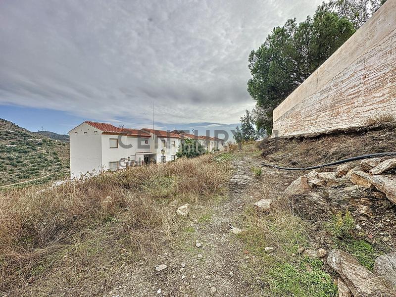 Foto d3309a9f-16d1-4dea-b945-cdf172df980f. Terrain résidentiel dans calle silva 1 dans Torrox pueblo Torrox