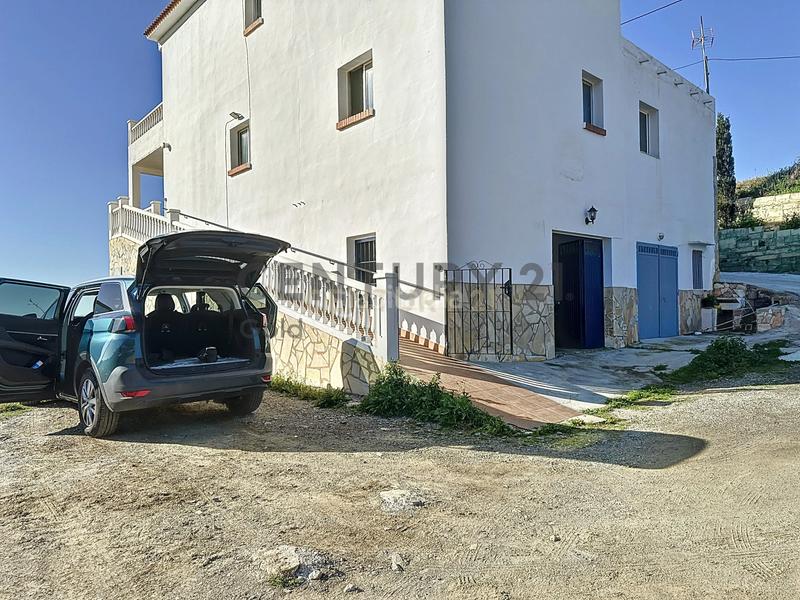 Foto b7d2c8f8-8655-4426-bcb0-75ef302cd4d2. Maison dans fuente ariza 1 dans Algarrobo pueblo Algarrobo