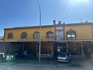 Local Comercial en Av pastelero 1. Se vende gran negocio de restauración en la avenida pastelero, v