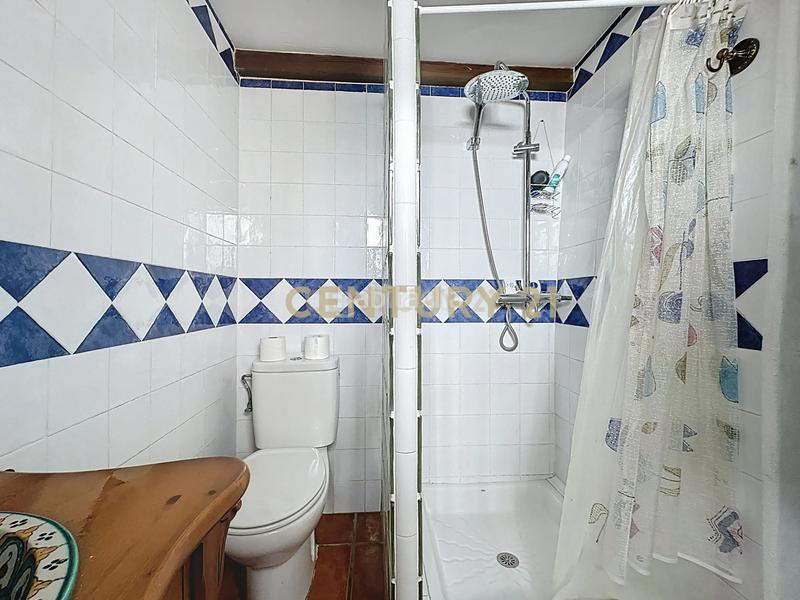 Foto 0990b85b-b544-4657-9c89-546b2df637a0. Casa amb piscina a Frigiliana