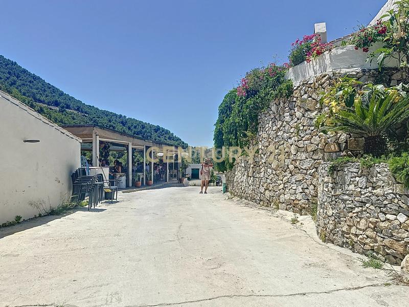 Foto 7e072653-7e89-4652-9f80-f03b48dac525. Casa amb piscina a Frigiliana