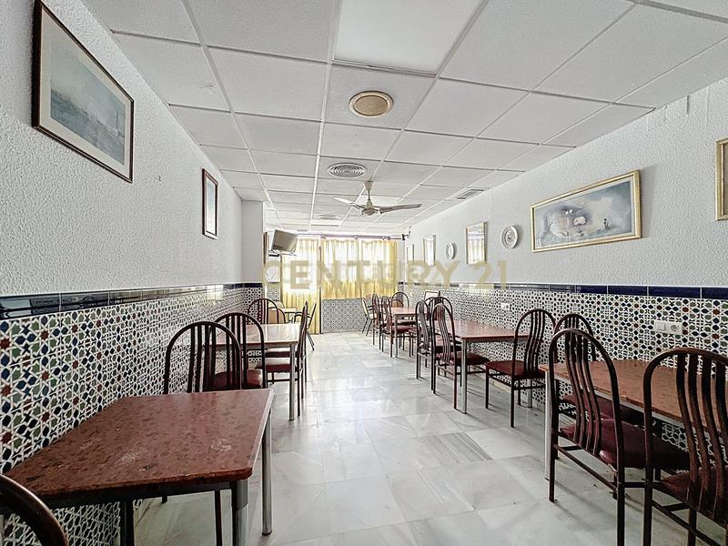 Foto bd1d6f15-a4f2-4c2e-a2ec-c537eea04994. Maison dans urbanización colina soleada dans Benajarafe