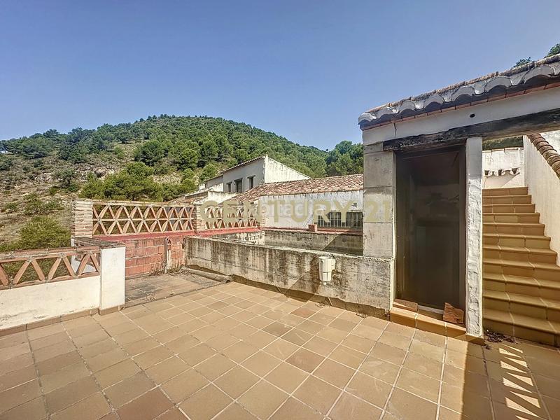 Foto ac3d334d-d4a8-422b-a2a9-b7bc042a1cbb. Casa amb piscina a Frigiliana