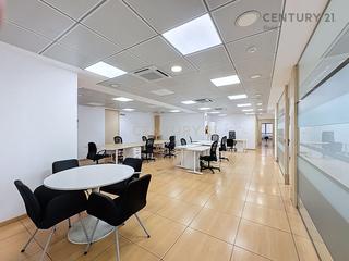 Location Bureau  Málaga 1. Oficina de lujo en málaga con vistas a la ciudad