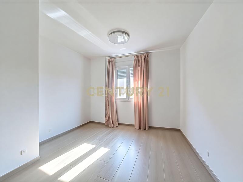 Foto 0c20e1a8-e2f5-46ac-9539-eb5d6147411b. Piccolo appartamento in calle salvador espada leal in Málaga