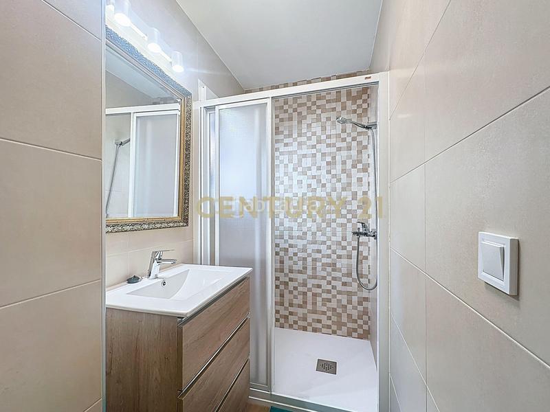 Foto 6ff7e592-59cc-4954-a3be-4a2862d80a7f. Piccolo appartamento in calle salvador espada leal in Málaga