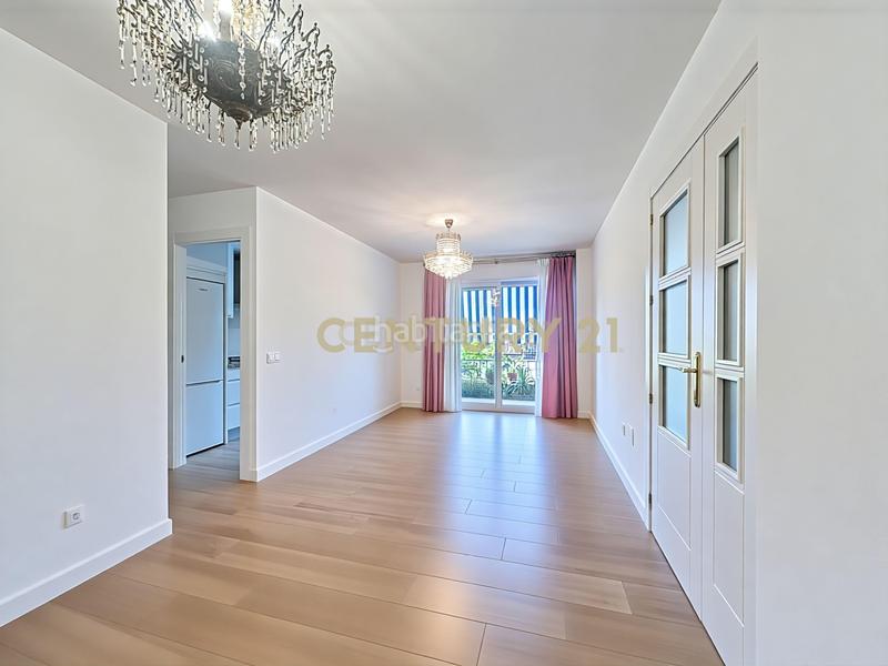 Foto c8f9d9d9-818c-4258-9dcc-14e2038cfb75. Piccolo appartamento in calle salvador espada leal in Málaga