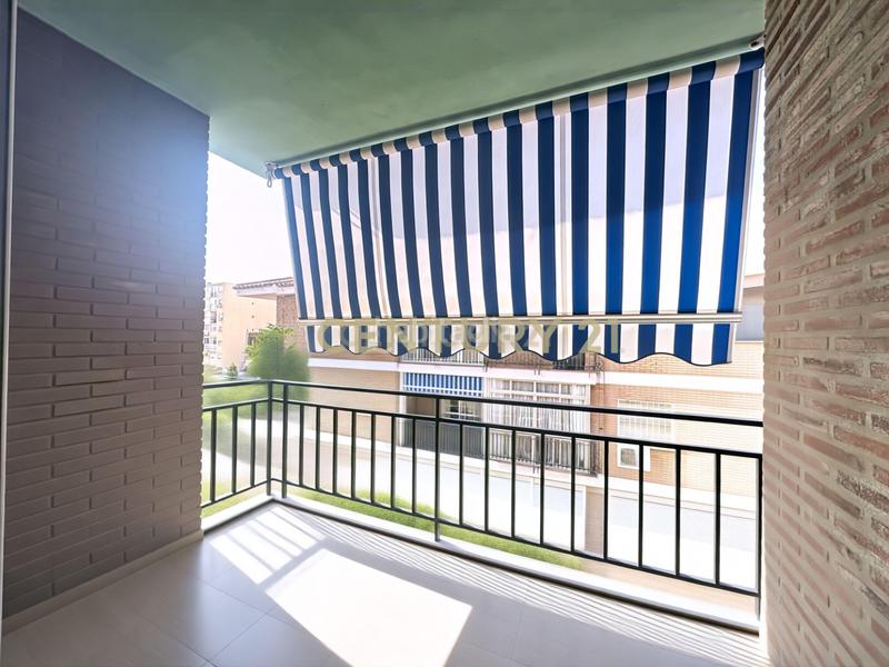 Foto cf81f579-a1b3-496b-888b-fb3b7741918e. Piccolo appartamento in calle salvador espada leal in Málaga