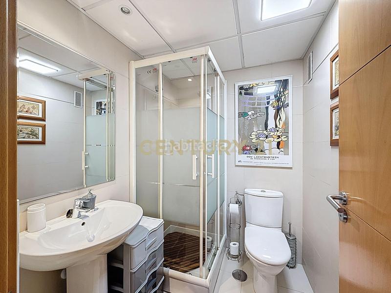 Foto 88150d6e-a9db-46e8-a132-ba369c4fb61a. Lloguer apartament amb aparcament a Paseo Marítimo Oeste - Pacífico Málaga