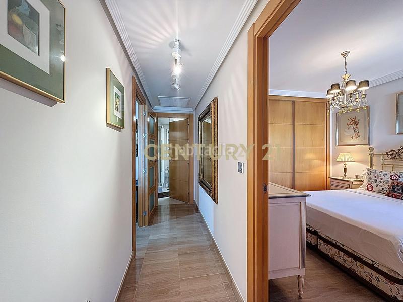 Foto 1238e2b6-45d5-4c76-928c-a8d3e5d1f0fa. Rent apartment with parking in Paseo Marítimo Oeste - Pacífico Málaga