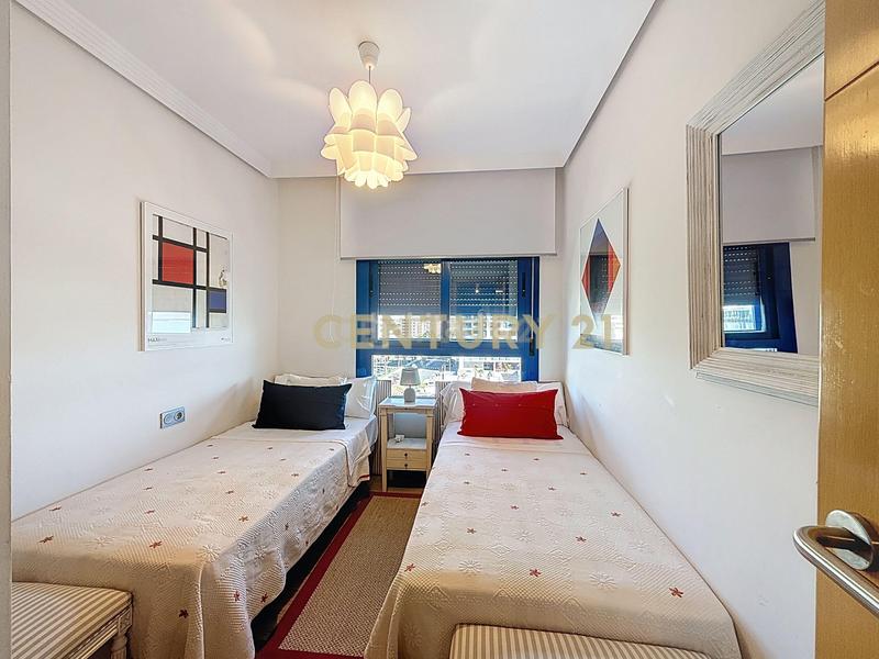 Foto d184a99d-92ad-4975-9953-87bd0d5a3499. Rent apartment with parking in Paseo Marítimo Oeste - Pacífico Málaga