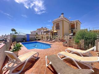 Casa  Pago castillo alto, 1t, 29780 nerja, málaga, spain 1. Exclusiva villa independiente en nerja con piscina privada, vist