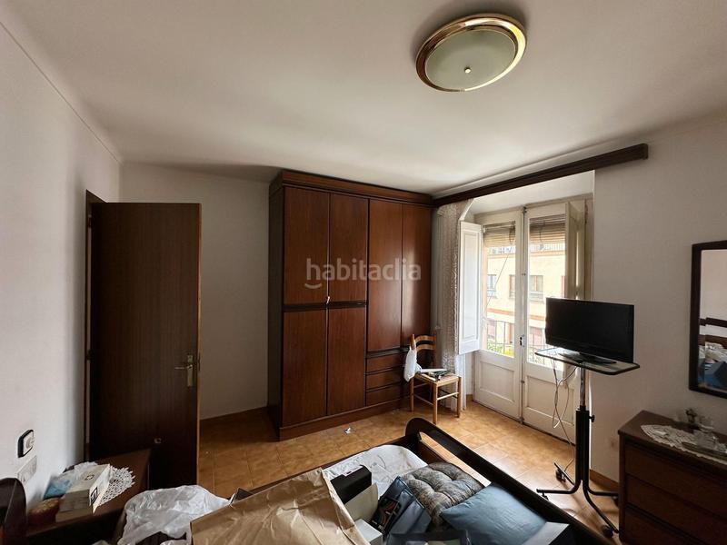 Foto 169b4302-4c5f-40ed-a54e-82e25a55a176. Édifice dans Bisbal d´Empordà (La)