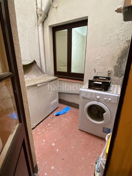 Foto 356df538-4554-4a6a-8a91-b3c3c699acf8. Édifice dans Bisbal d´Empordà (La)