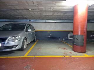 Parking coche en Eixample Nord. Girona eixample , pàrquings en venda. si busques un pàrquing cèn