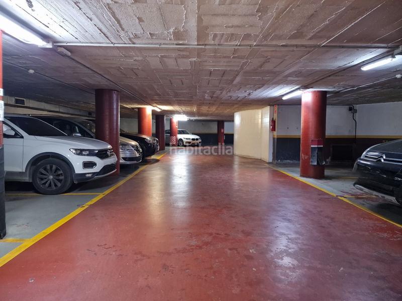 Foto 0279bcfb-01f6-42e1-8335-81f82a890c84. Aparcament cotxe a Eixample Nord Girona