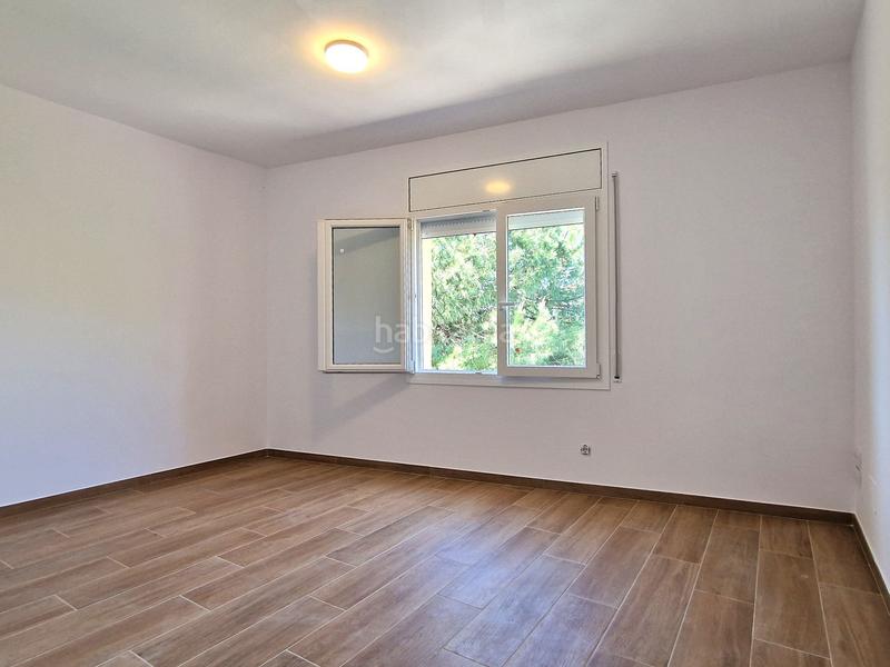 Foto b5cc236e-253f-431a-9fc7-5866251b6664. Casa adossada a Palau Girona