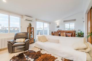 Zweistöckige Wohnung in Veïnat