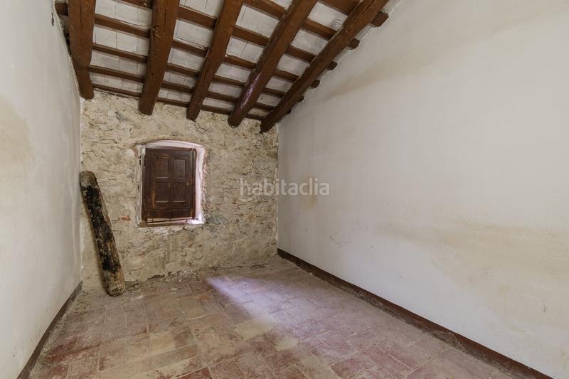 Foto 2a304a7c-58b6-4f9c-a149-ecec991e6c24. Masía exclusiva apialia. a tenim una casa de poble, de pedra, per fer una reforma integral. en Sant Joan de Mollet